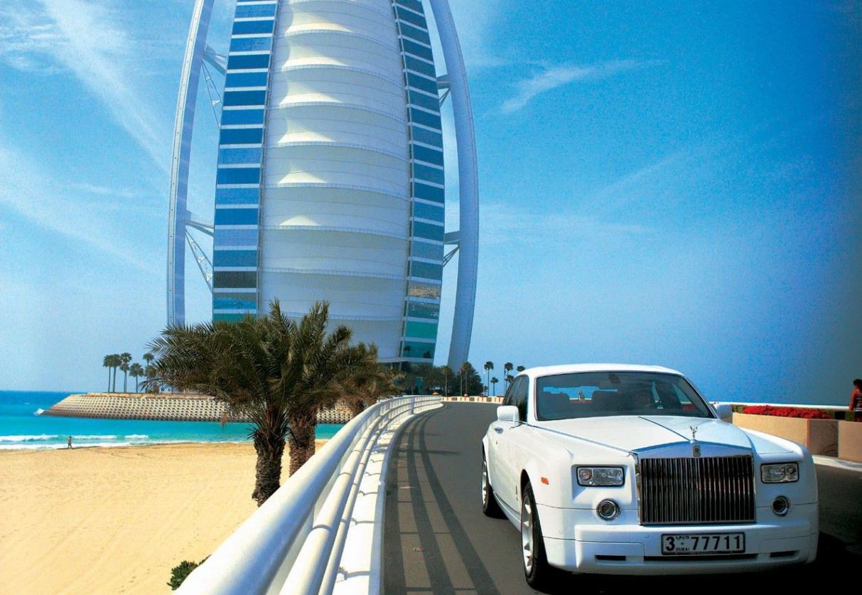 Savills: самые щедрые туристы приезжают в Дубай