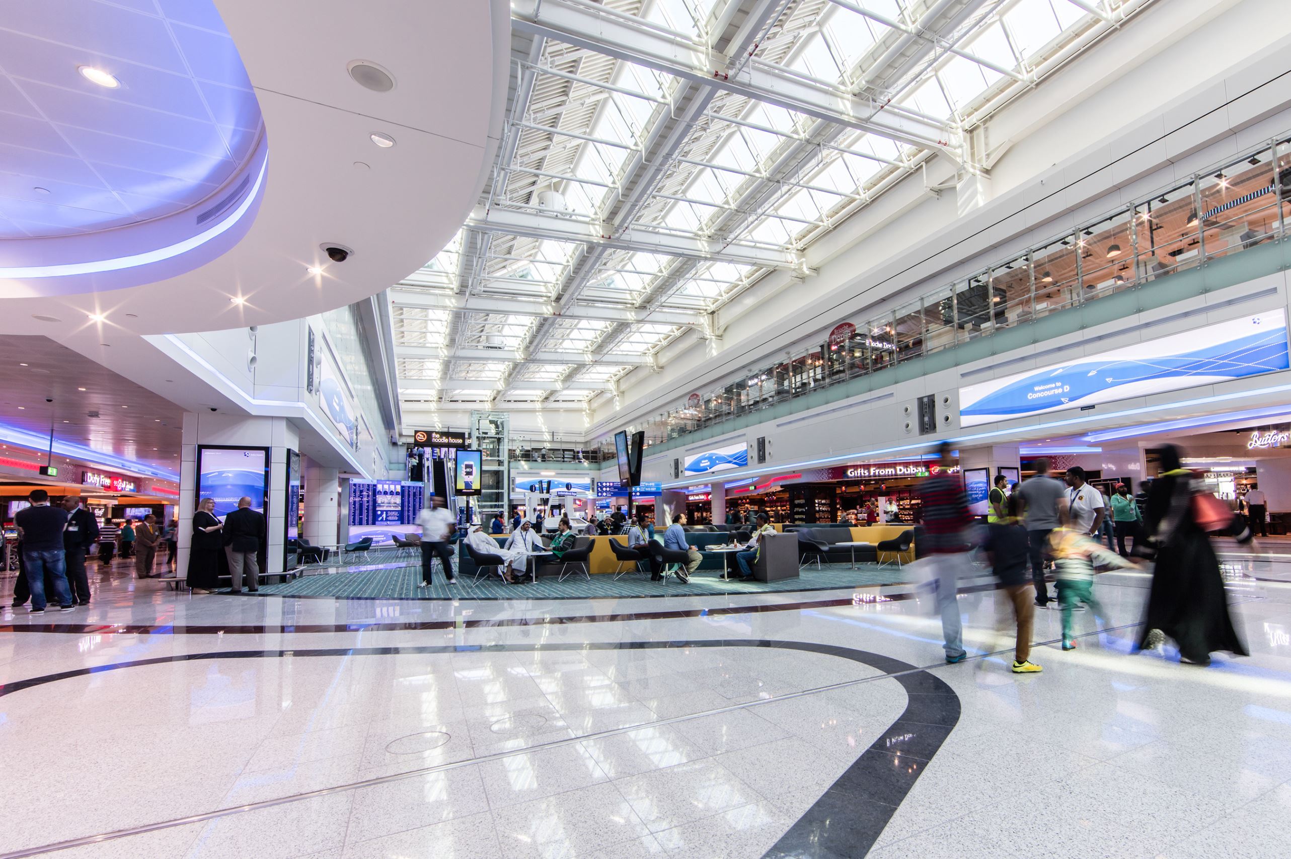 Пассажирский трафик аэропорта Dubai International в первом полугодии превысил 40 млн. человек