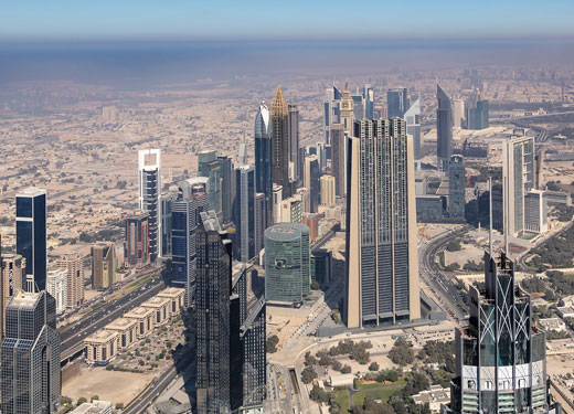 ازدهار الأنشطة التجارية في دبي في فبراير