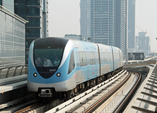 استثمارات دبي في النقل العام تتخطى حاجز الـ 100 مليار درهم