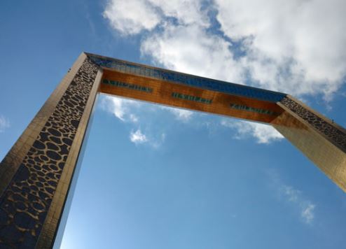 كيف نجحت دبي  بتحقيق أرقام قياسية جديدة في صناعة السياحة عام 2017