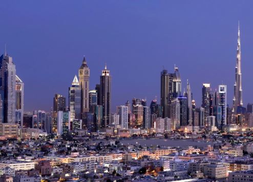 دبي تتوجه نحو الشرق