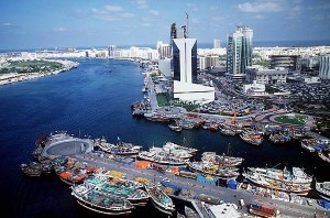 دبي تشيّد أكبر بحيرة اصطناعية في العالم