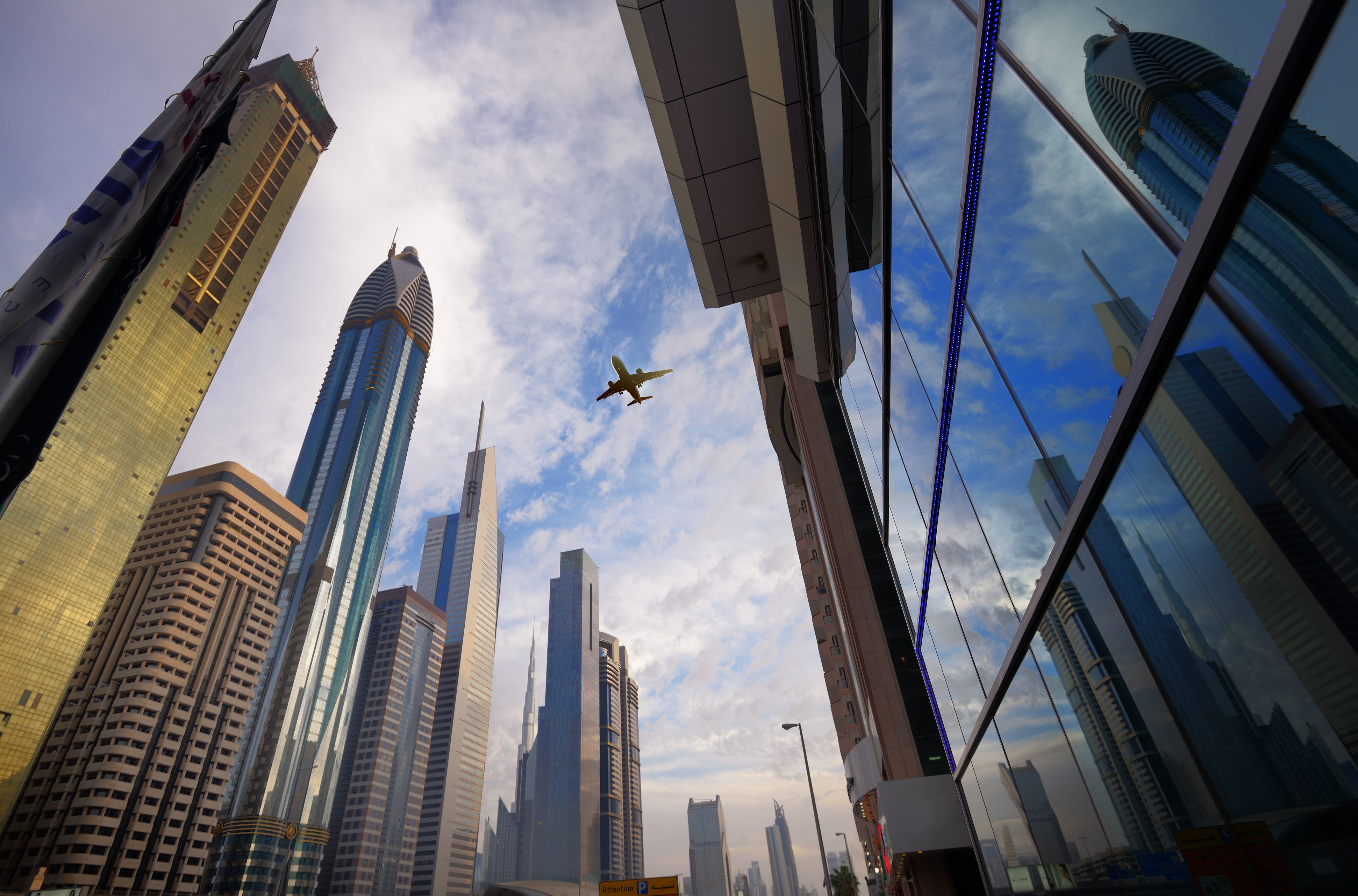 يقود أداء مطار دبي في الربع الأول انتعاش صناعة السفر العالمية