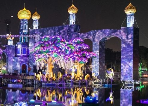 Dubai Garden Glow