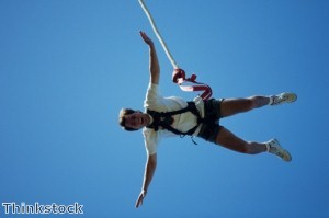 Dubai set to stage world-record bungee attempt