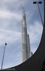 China ups the ante in world's tallest building stakes
