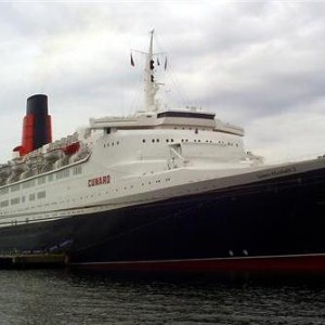 QE2 set to make landmark Dubai to China trip